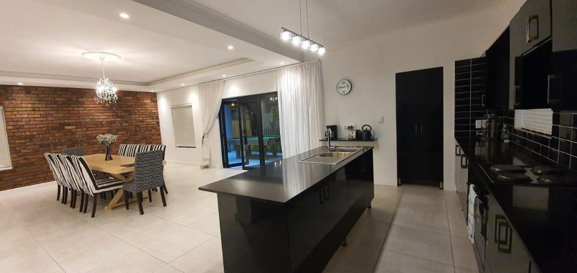 Villa Parisienne Modern Guest House Cidade Do Cabo Exterior foto